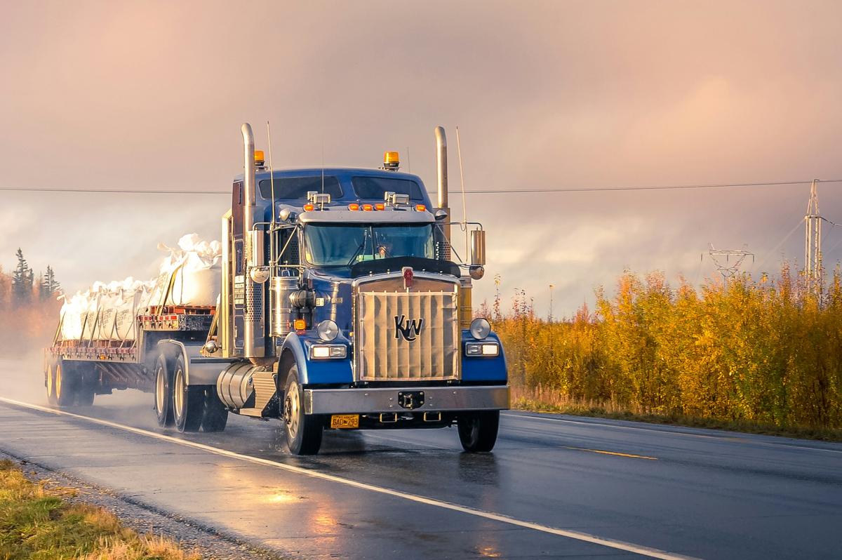 5 Critical Steps to Take After an 18-Wheeler Accident